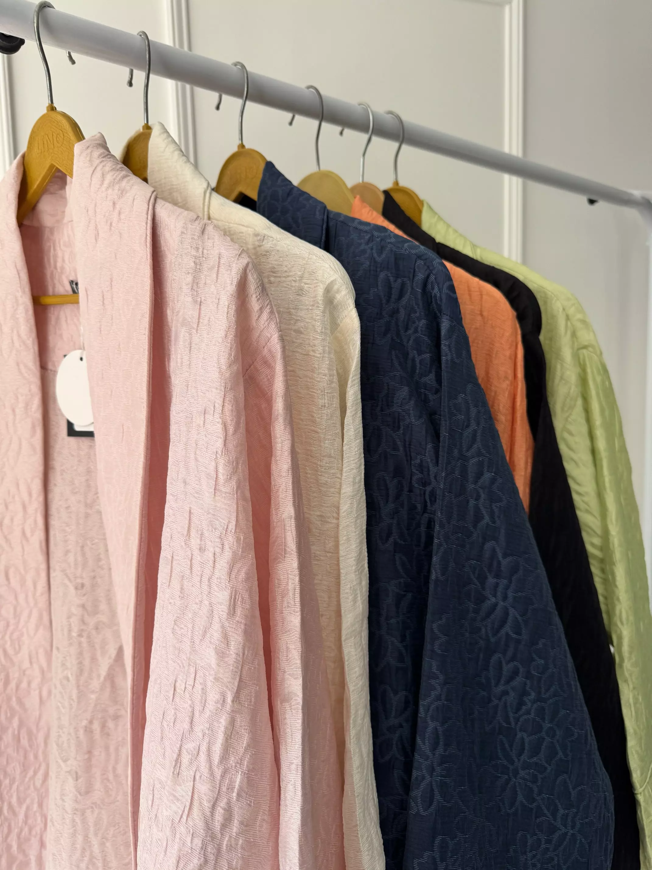 مانتو کتی مزونی گلبرگ